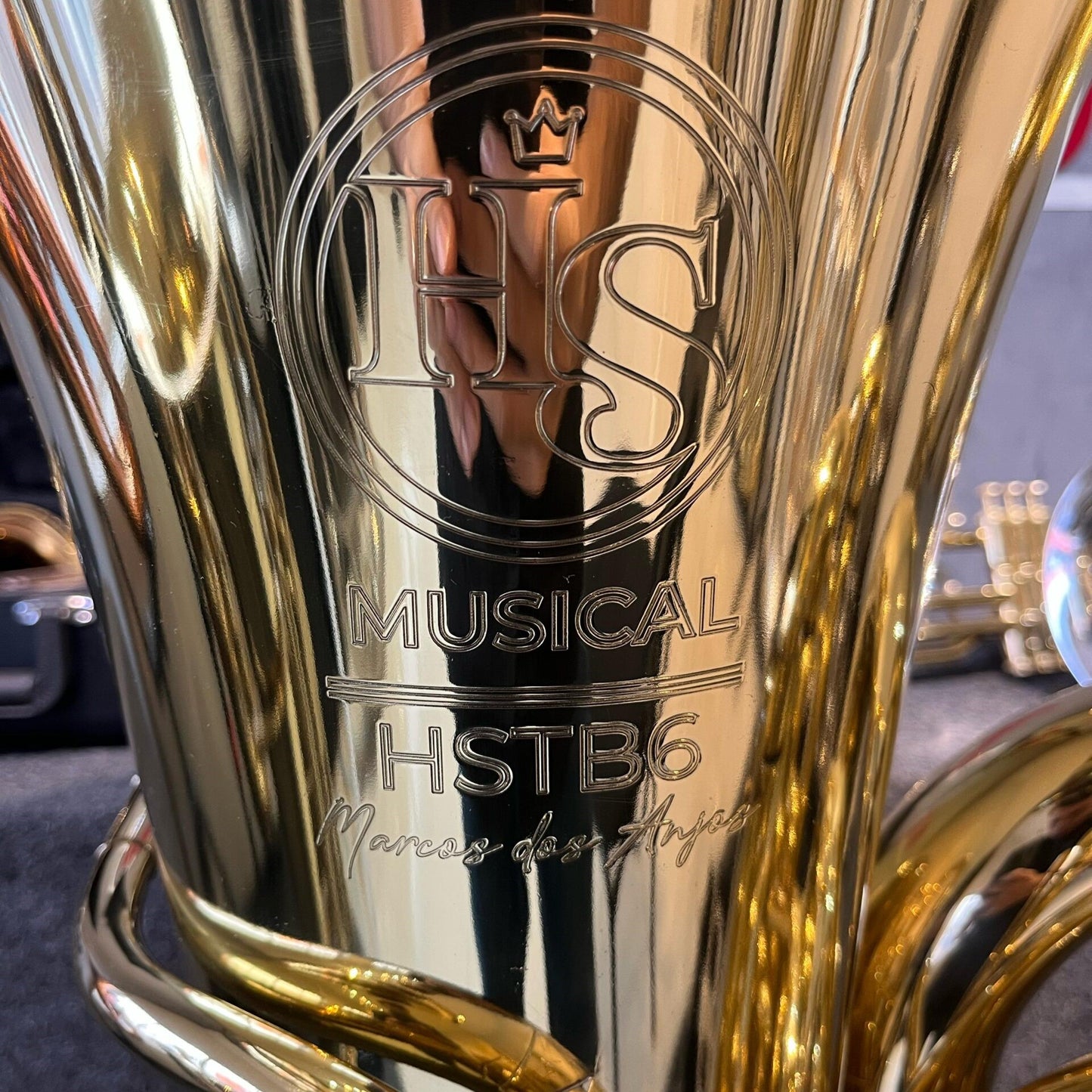 Tuba HSTB6 5/4 Bb – NOVA