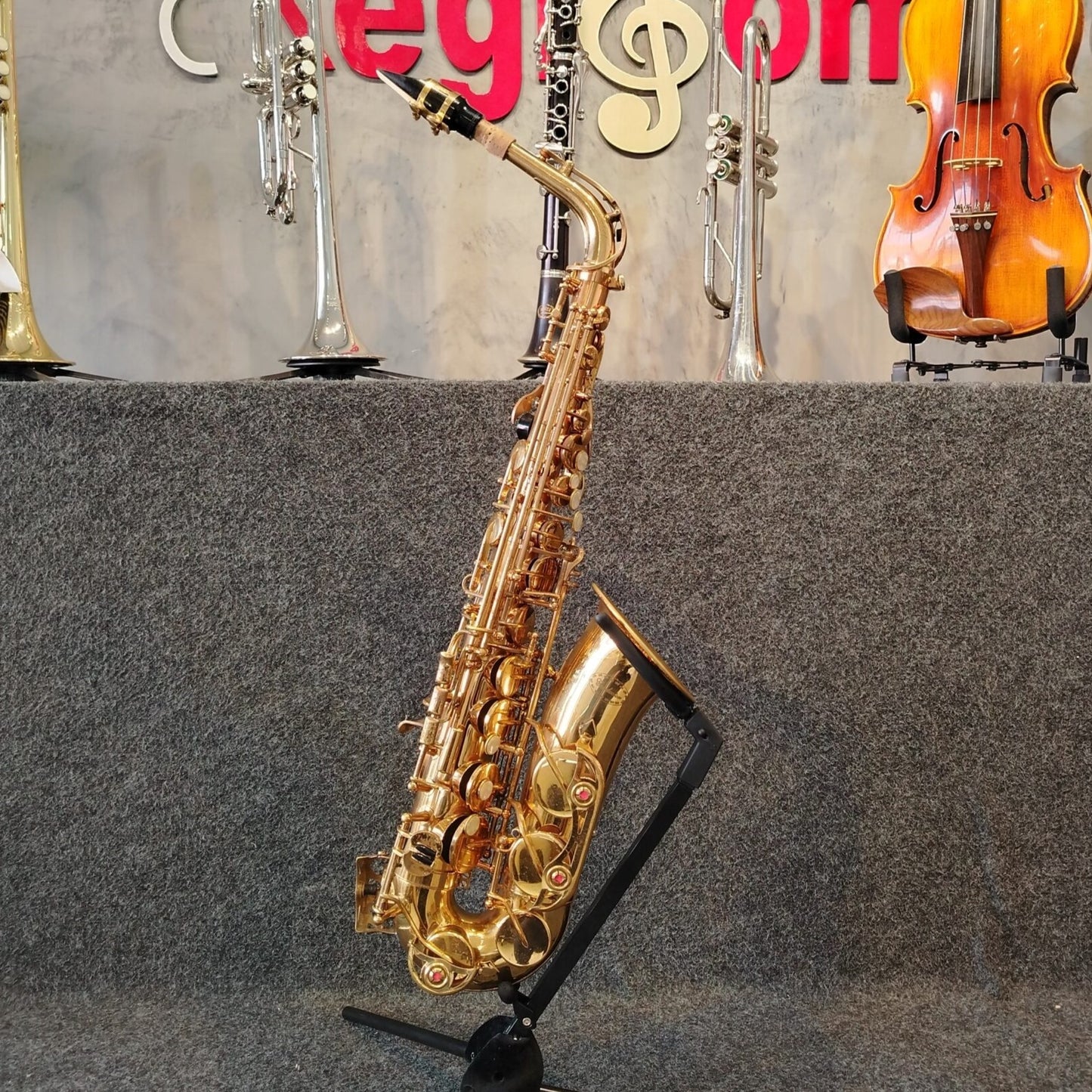 Sax Alto Eb (Mi bemol) Conductor 1105A – Usado