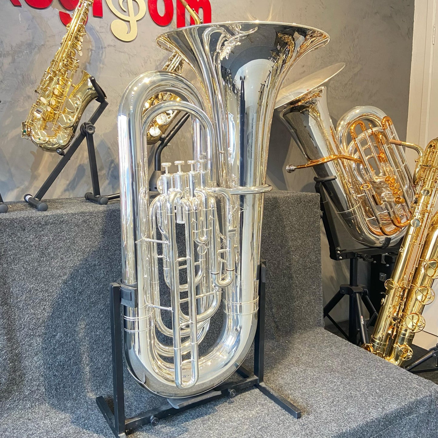 Tuba Weril J981-II Sib (Bb) Prata – Seminova