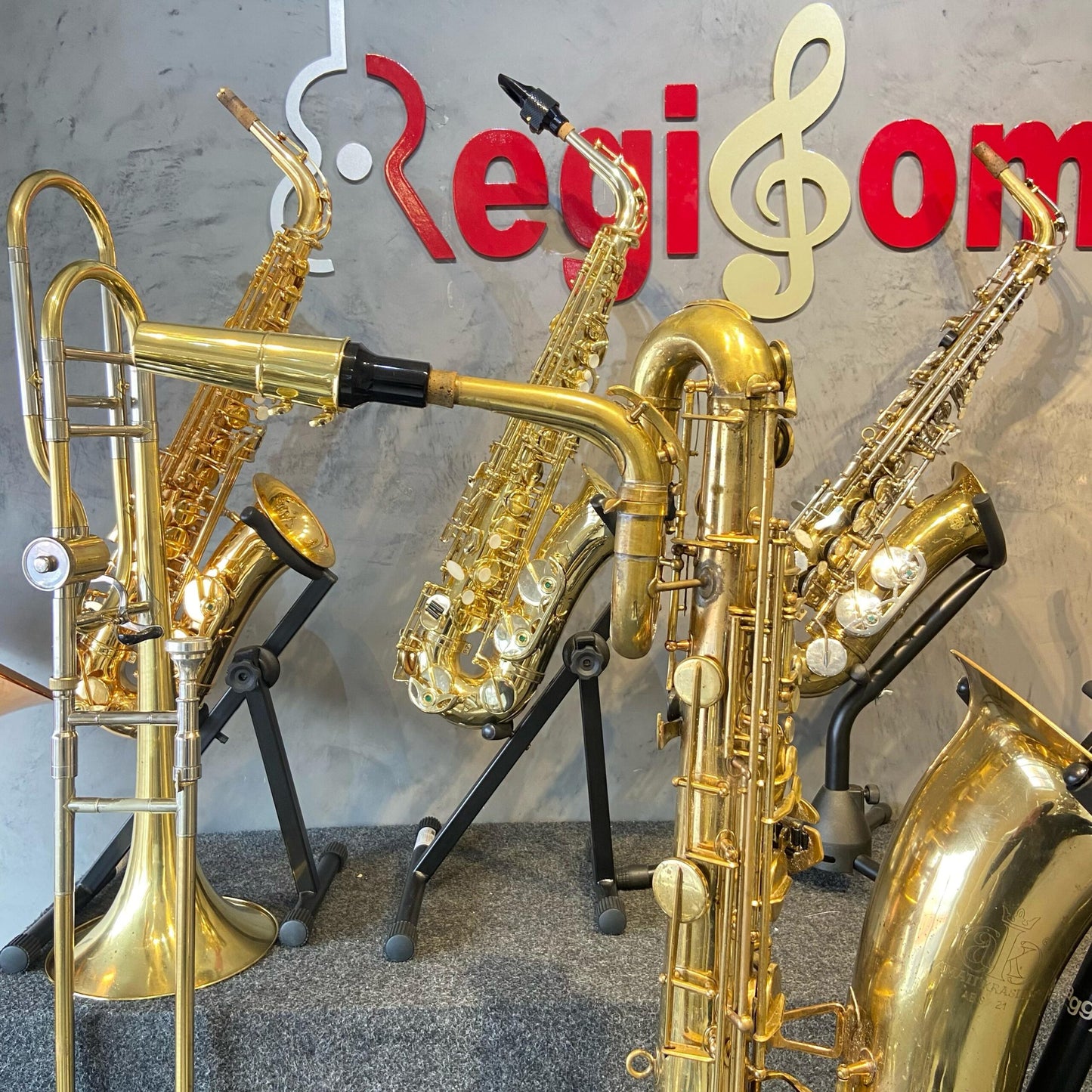 Saxofone Barítono Amati Kraslice ABS21 Laqueado – Usado
