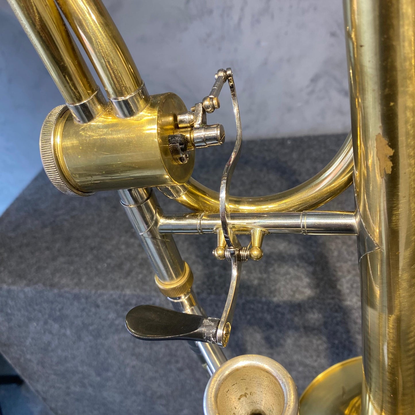 Trombone de Vara Com Rotor Bb Shelter – Usado