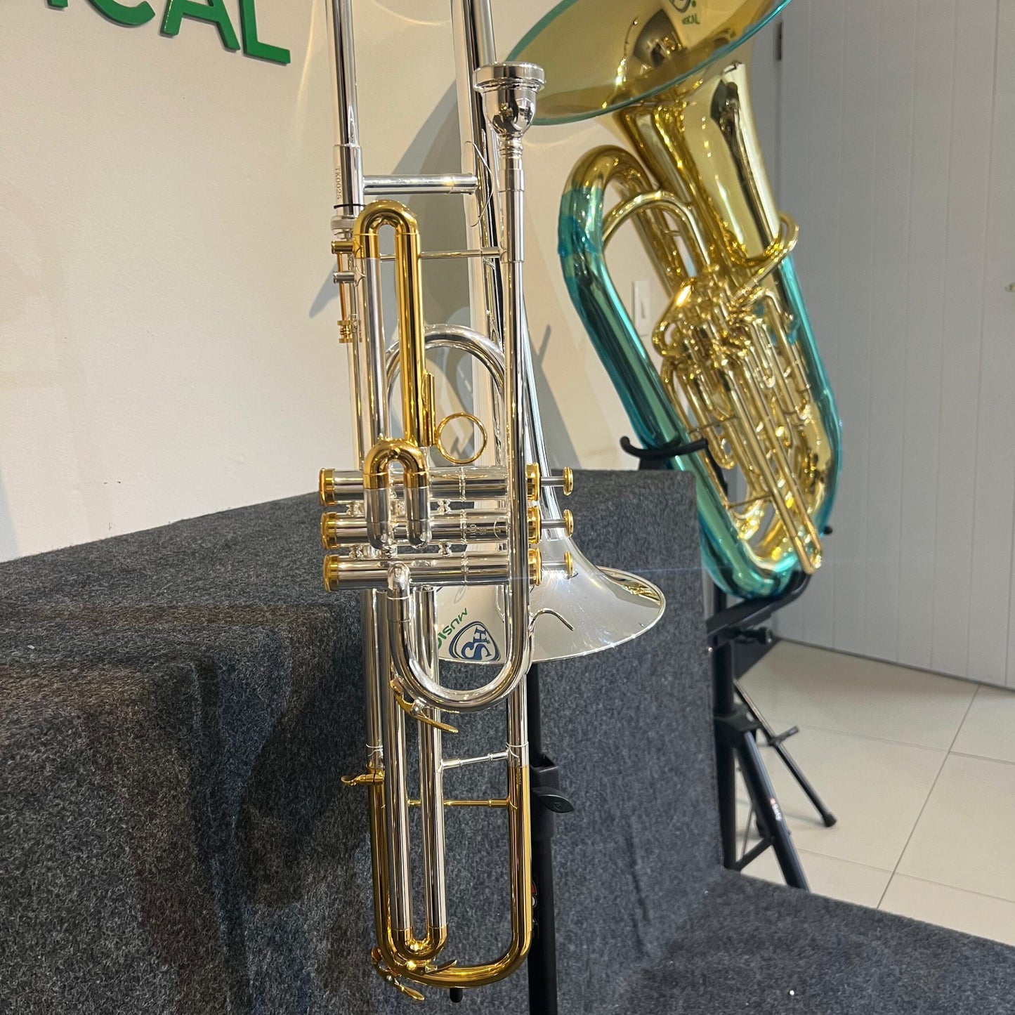 Trombone Curto Tokai TP-201PG Sib – Prata C Dourado – NOVO