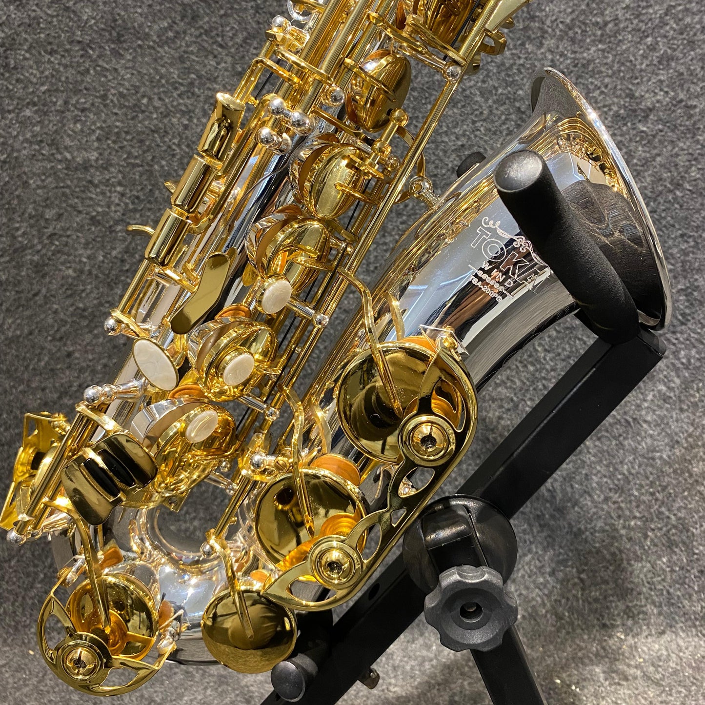 Saxofone Alto Tokai TSA-200PG MIB Prata/Dourado