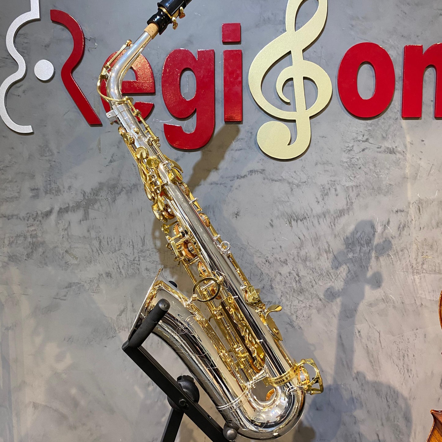 Saxofone Alto Tokai TSA-200PG MIB Prata/Dourado