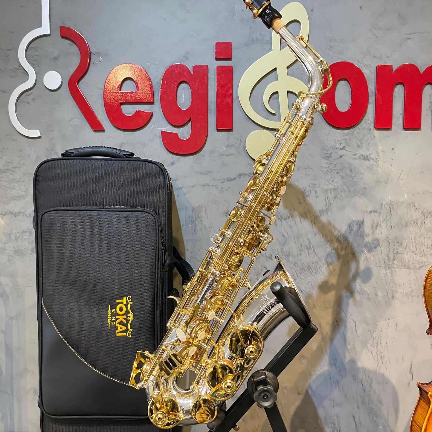 Saxofone Alto Tokai TSA-200PG MIB Prata/Dourado