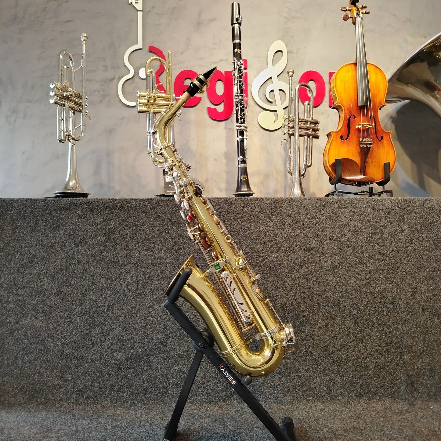 Sax Alto Weril Spectra II A932 – Usado