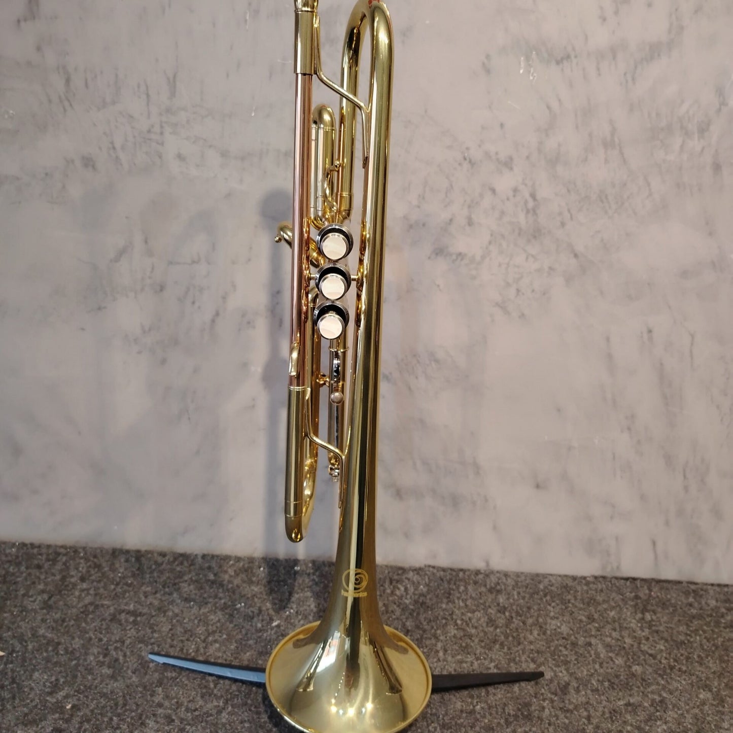 Trompete Harmonics BB HTR-335L Laqueado – Novo