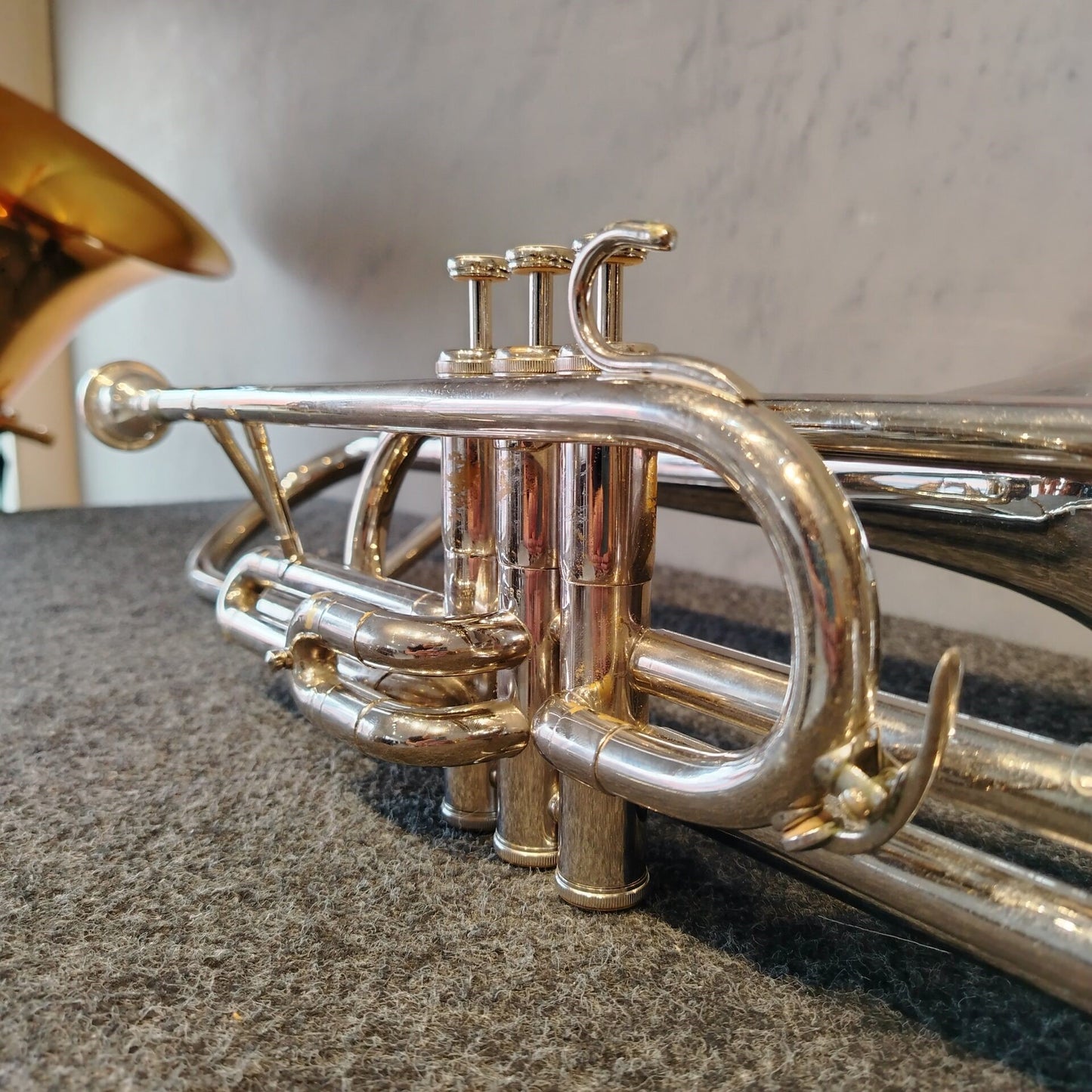 Trombone Weril F610 Curto em Dó Niquelado – Usado