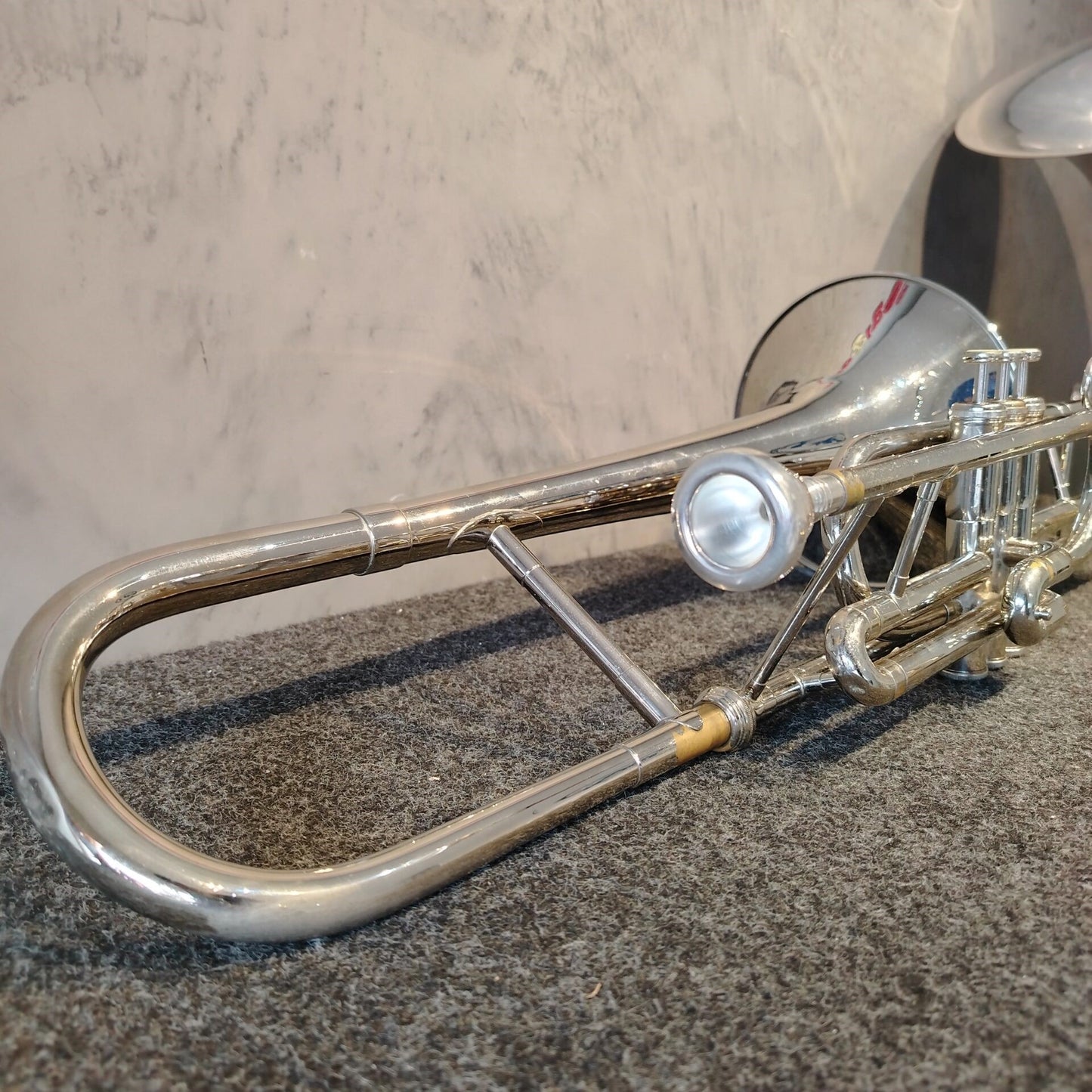 Trombone Weril F610 Curto em Dó Niquelado – Usado