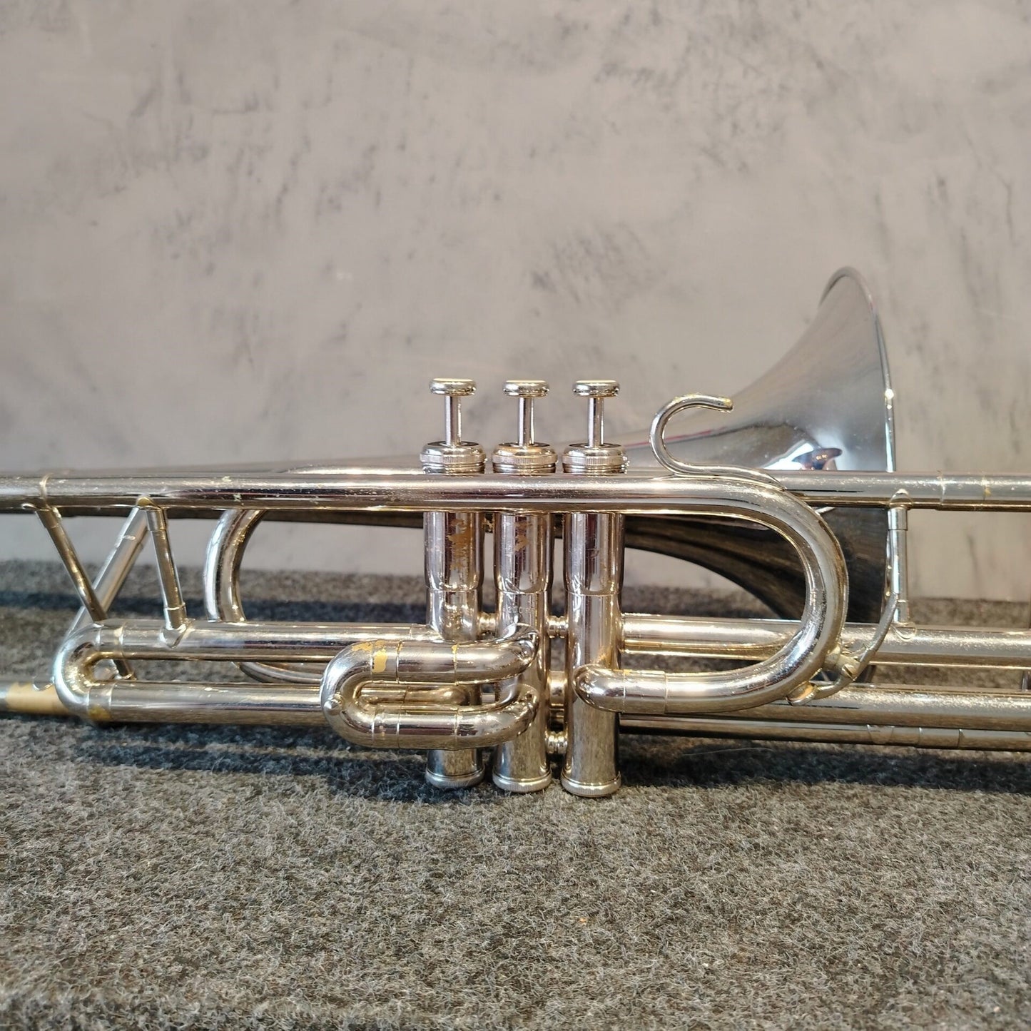 Trombone Weril F610 Curto em Dó Niquelado – Usado