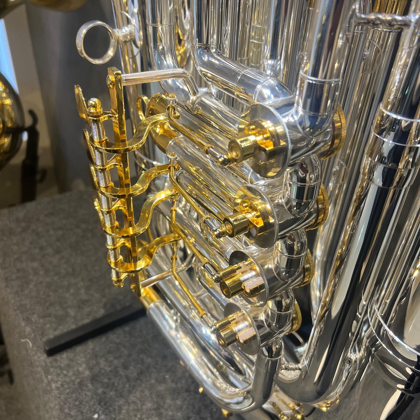 Tuba Tokai TB-400PG Prata C/ Gold – Nova