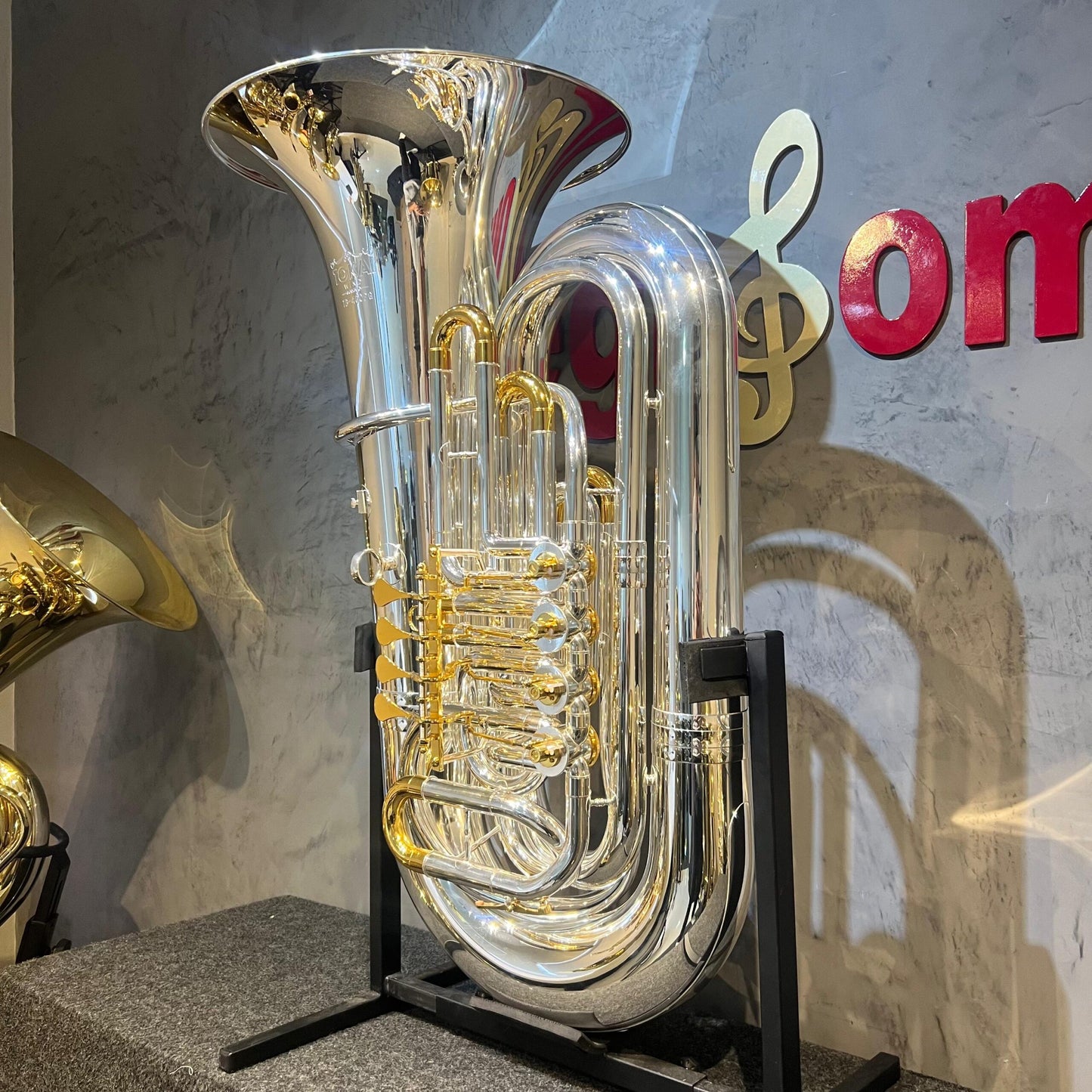 Tuba Tokai TB-400PG Prata C/ Gold – Nova