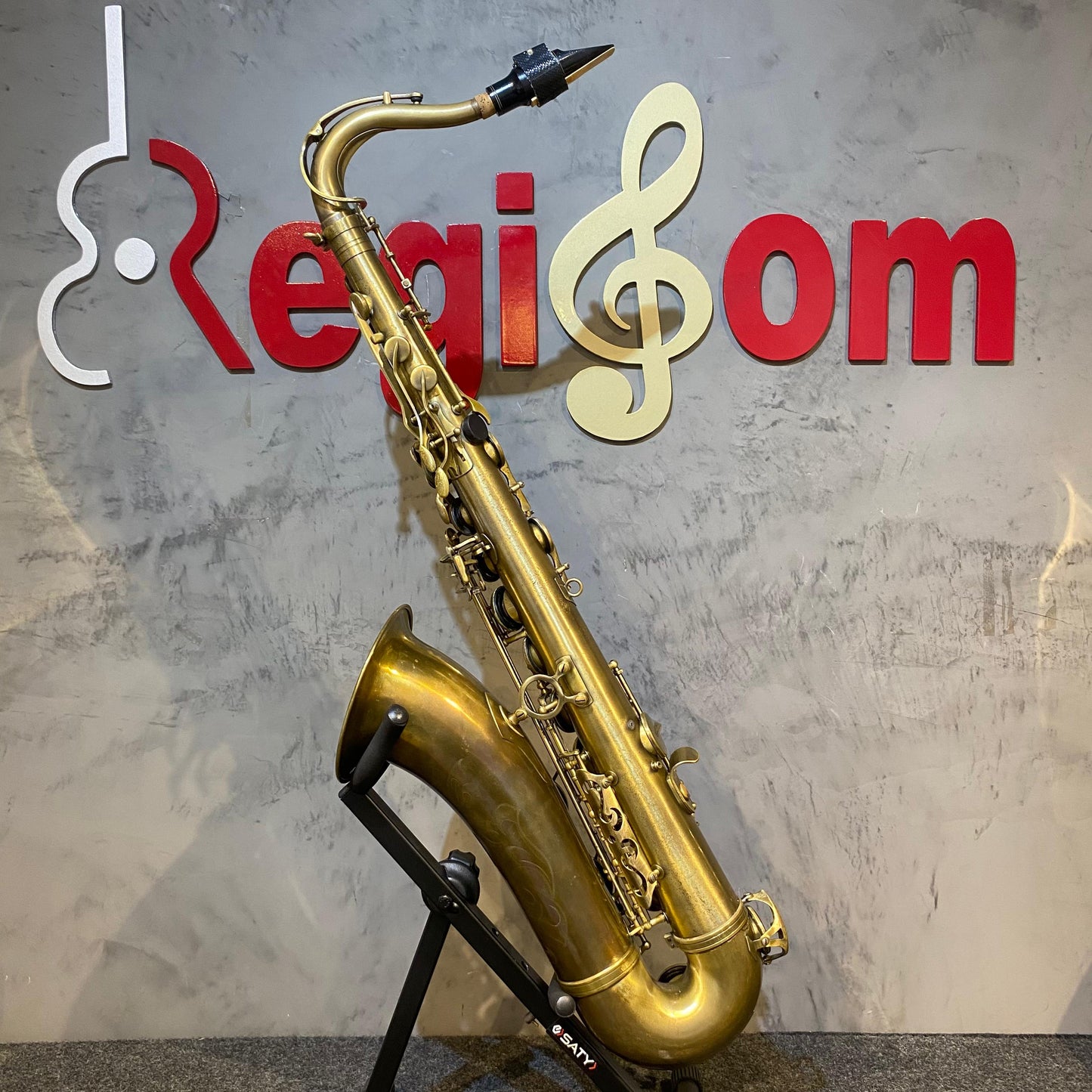 Sax Tenor Eagle ST503VG – Usado